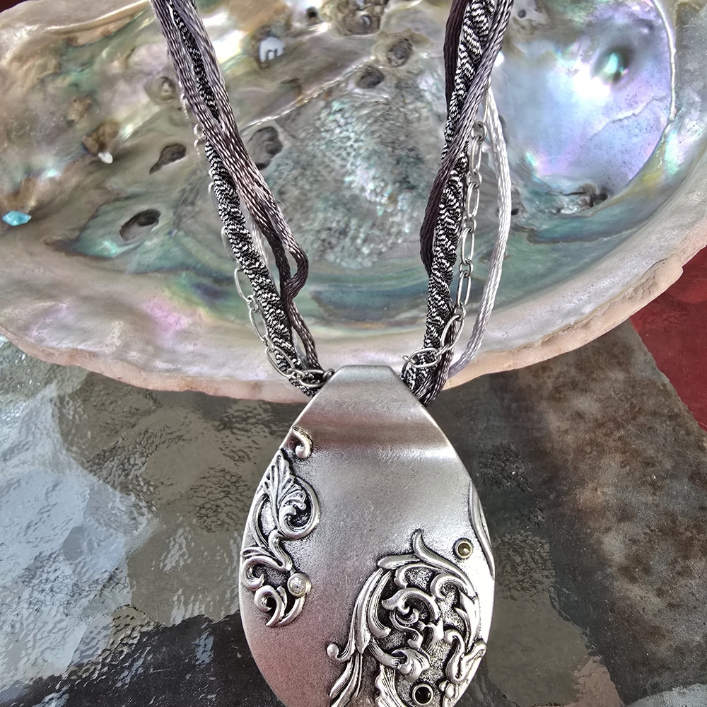 Chico's Silver and Black Pendant Necklace 7" Necklace & 2.5 " Pendent.